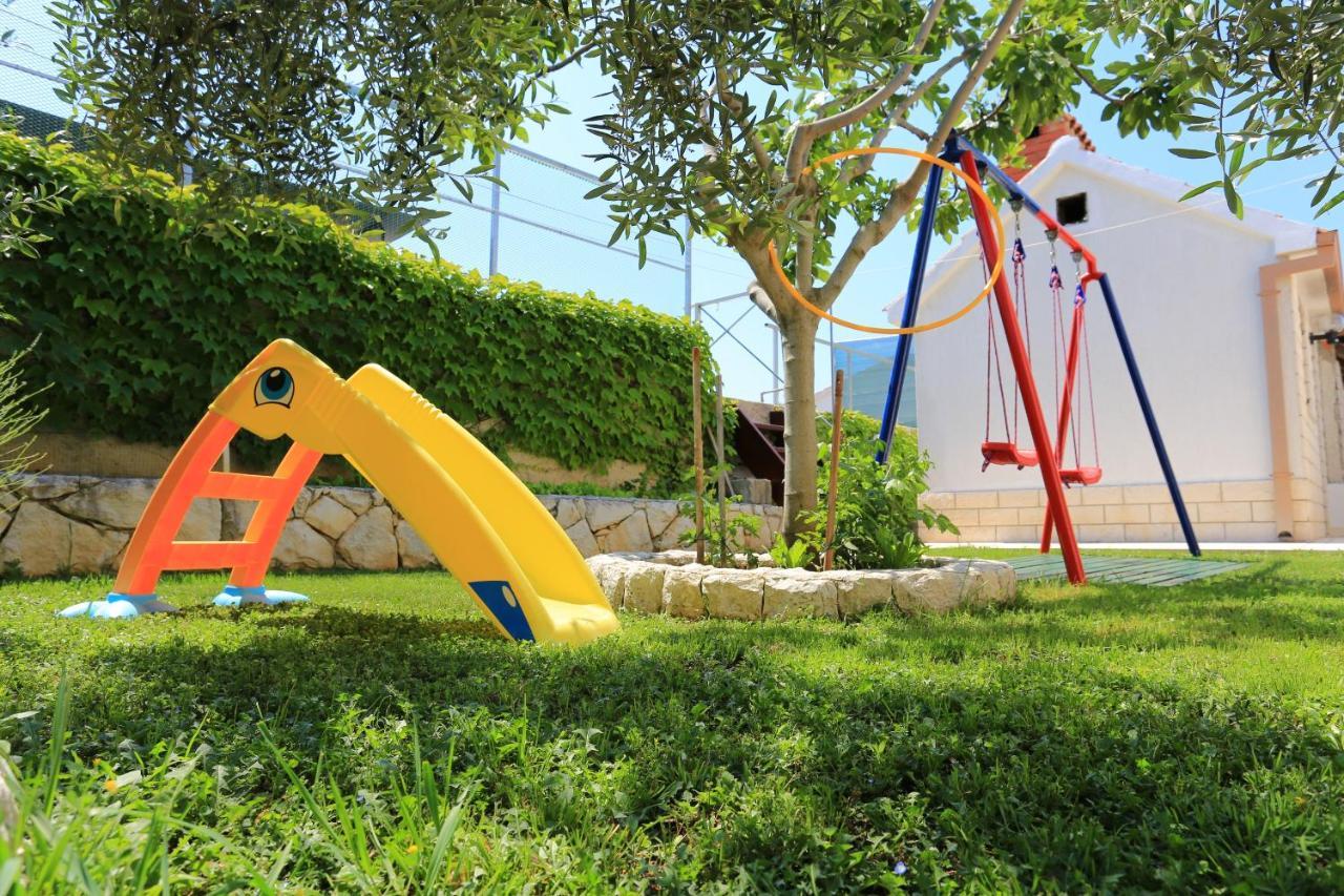 Studio Razanj 10373a Rogoznica  Luaran gambar