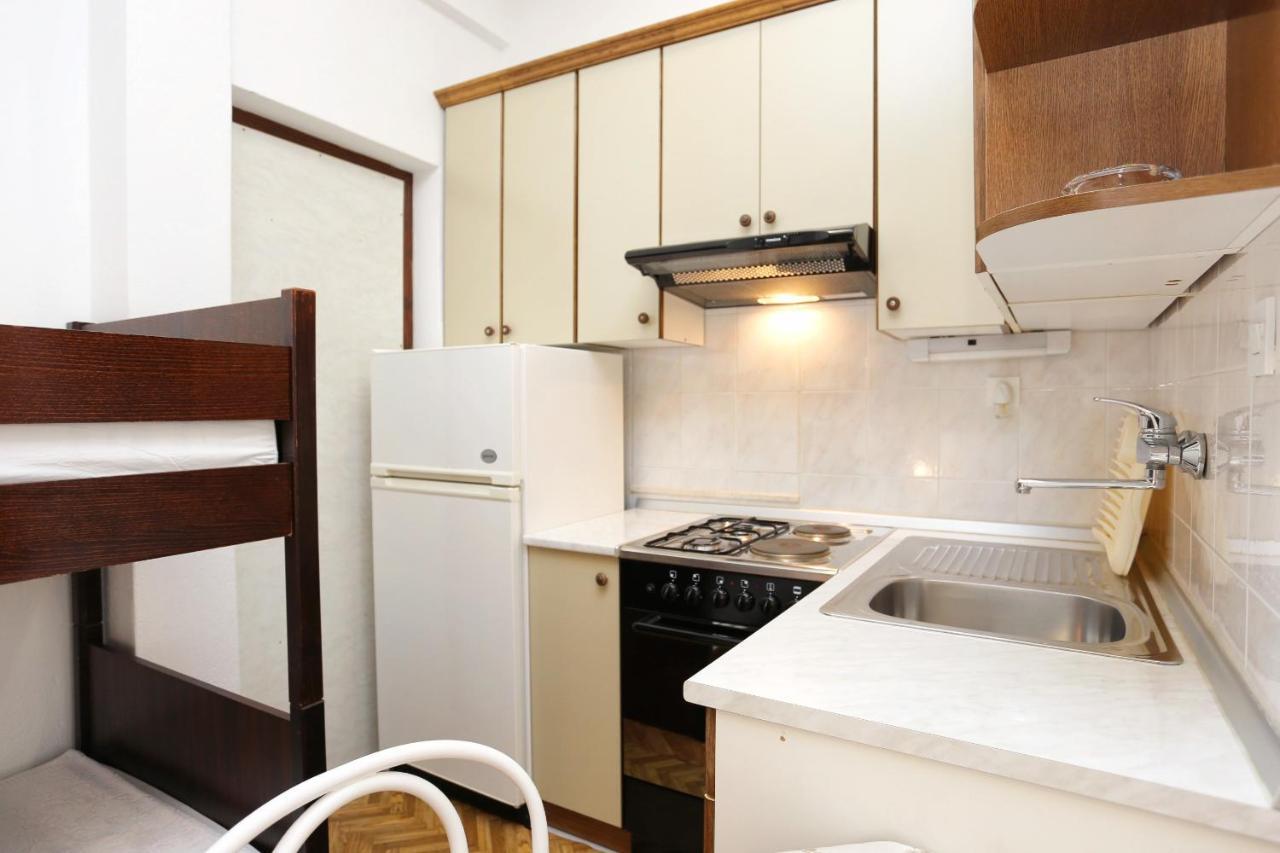 Studio Razanj 10373a Rogoznica  Luaran gambar